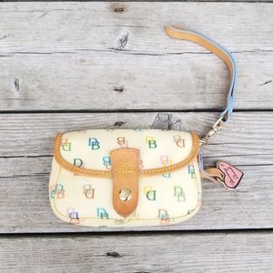 Dooney & Bourke Logo Wristlet
